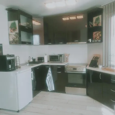 Apartment Saint Nicholas Lovely 2 Bedroom With Sunny Garden