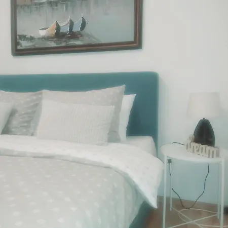 Saint Nicholas Lovely 2 Bedroom With Sunny Garden