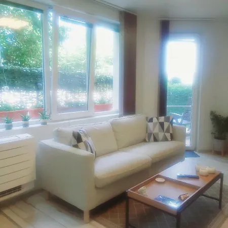 Apartment Saint Nicholas Lovely 2 Bedroom With Sunny Garden *