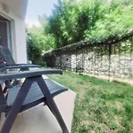 Апартаменты Saint Nicholas Lovely 2 Bedroom With Sunny Garden Варна