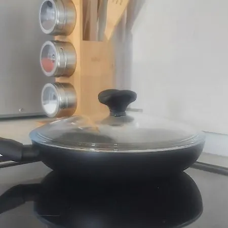 Saint Nicholas Lovely 2 Bedroom With Sunny Garden * ヴァルナ