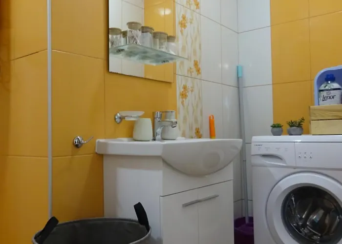 Saint Nicholas Lovely 2 Bedroom With Sunny Garden Appartement *